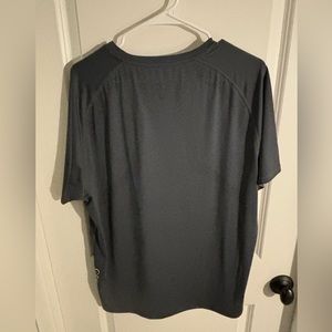 Greyson Performance Tee - Size Men’s Large. NWOT